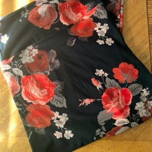 NWOT TC2 Black Floral LLR Leggings